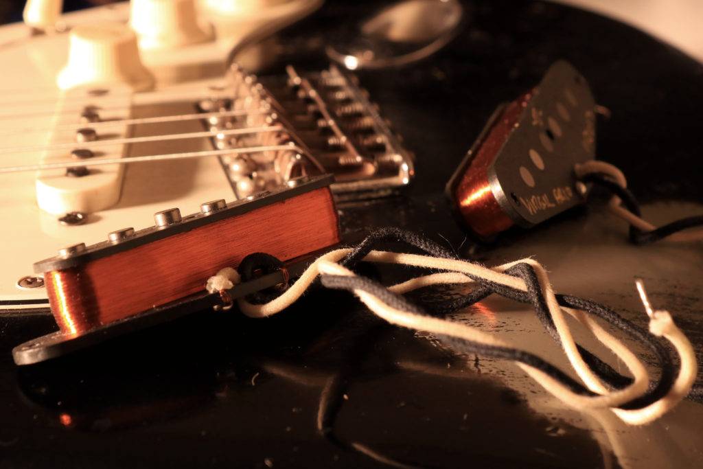 Electric guitar pickups